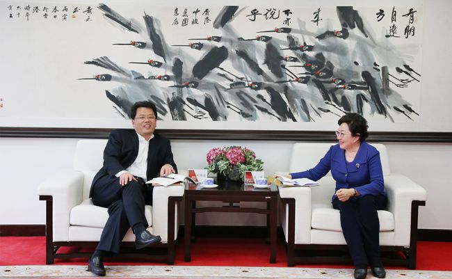 云南省人民政府劉慧晏副省長一行到訪集團(tuán)（圖）