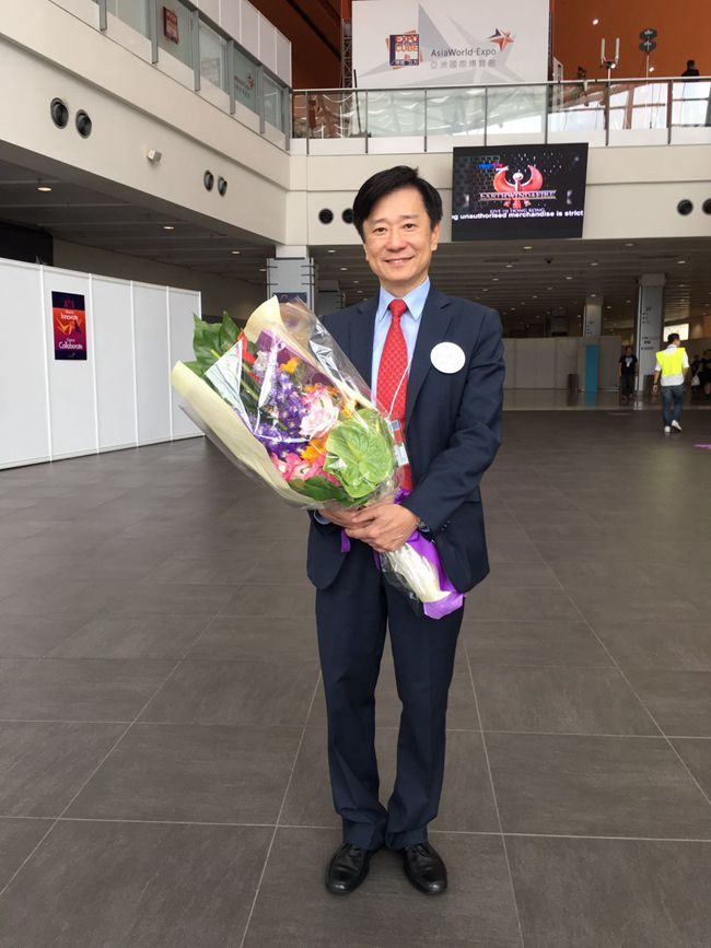 姚思榮成功連選連任香港立法會議員（圖）