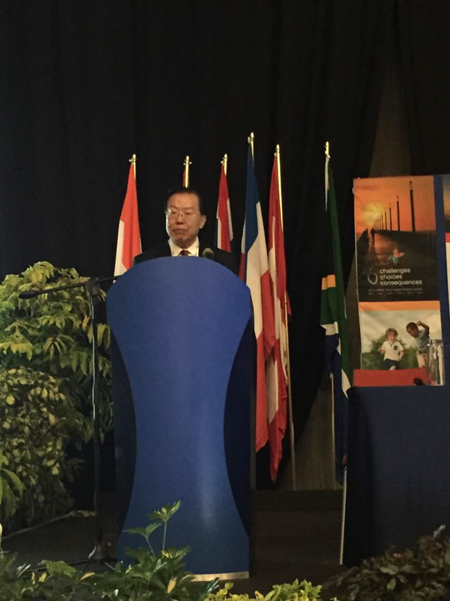 張學(xué)武董事長(zhǎng)參加南非世界休閑大會(huì)幷作大會(huì)主題發(fā)言（圖）