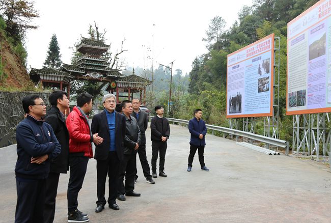 萬(wàn)敏董事長(zhǎng)赴貴州黎平開(kāi)展定點(diǎn)扶貧調(diào)研工作（圖）